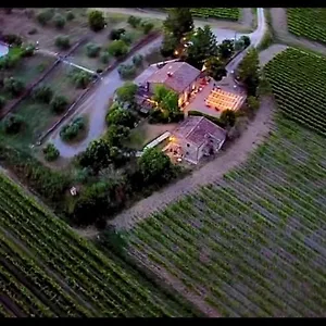 https://locanda-podere-le-vigne.it-tuscanyhotel.com